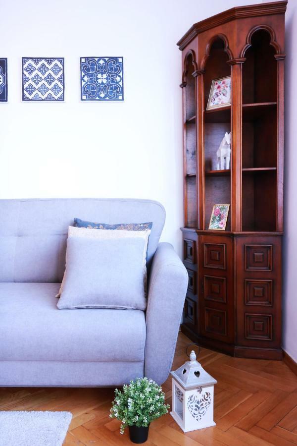 Cozy And Great Location By Cooee Apartments Warschau Exterior foto